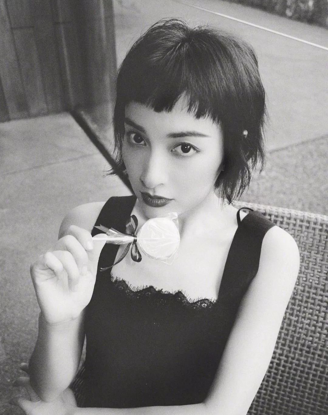 秋冬大换季 花儿挑新装 看时尚精对平庸说NO!