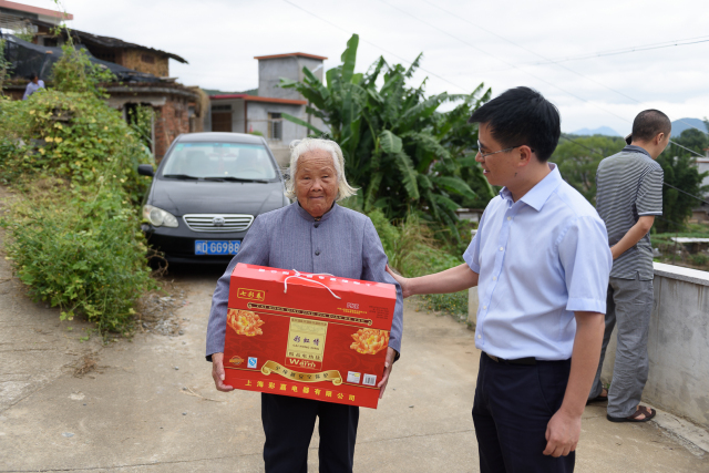 泉法新闻｜一淘宝天猫店真假混卖被判刑罚！
