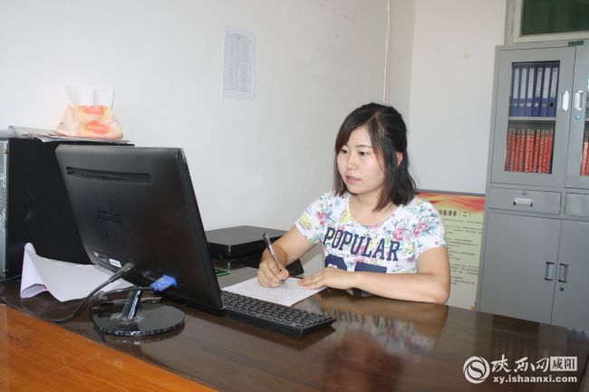 彬县龙高镇南芦村驻村第一书记王丽华：以村为家全心为民