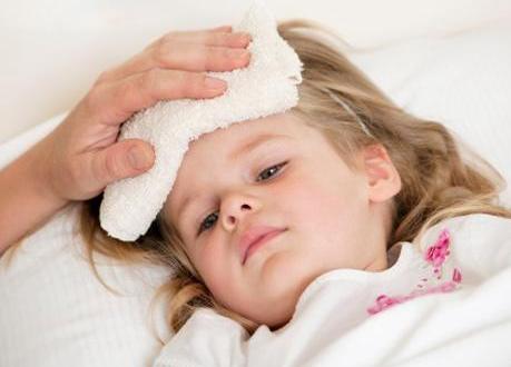 手足口病反复发烧几天了怎么办,手足口病反复发烧正常吗