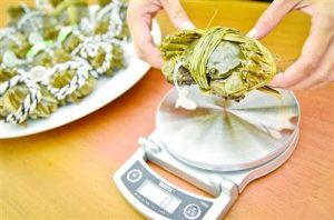 大闸蟹避免肠炎,大闸蟹一次可以吃几个