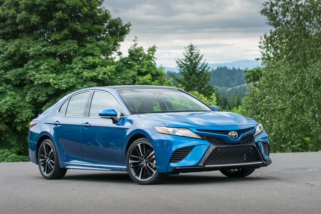 日系车积极换代，8代凯美瑞对标10代雅阁，挡位越多就越好？