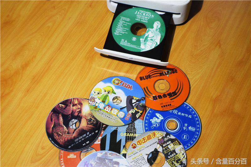 实用！新老功能结合的RSRDD515多功能苹果DVD迷你组合音响