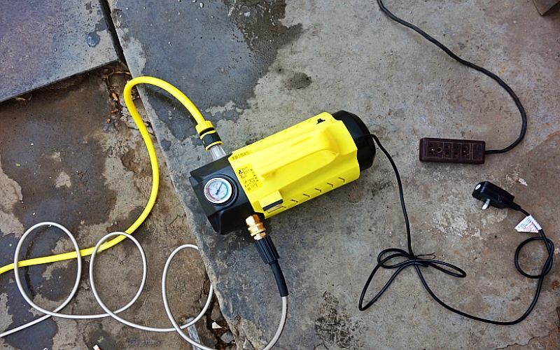 洗车干净不伤车漆从此告别洗车店,洗车不再烦恼