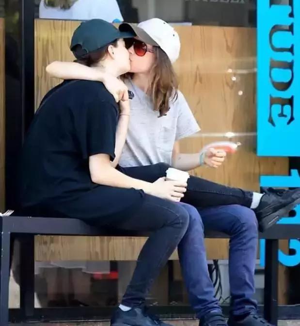 她因同志身份多次收死亡威胁，但她从未想过妥协！