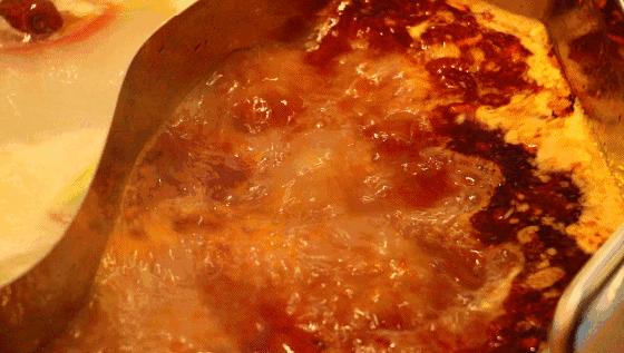 2.8折引爆全城!竟然在400平花园洋房里吃火锅!