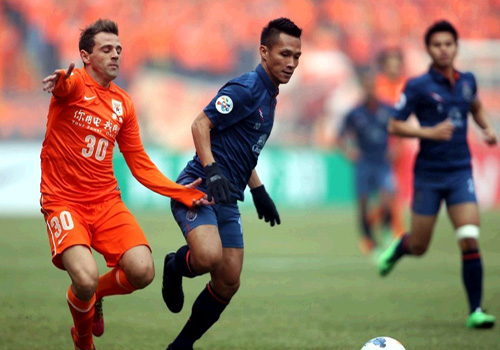 蒙蒂略在鲁能踢了几个赛季,蒙蒂略鲁能时期十佳球视频