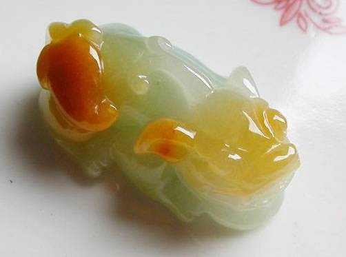 如何找到有缘的翡翠,翡翠一鹿有你适合什么人戴