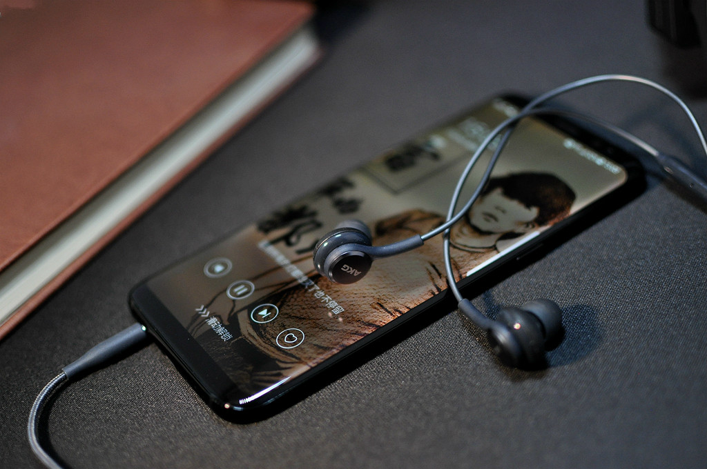 三星galaxys8音质怎么样,三星s8耳机akg