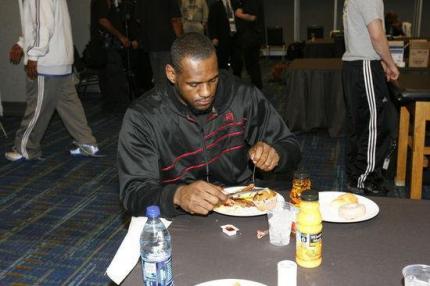 詹姆斯饮食节目,詹姆斯球员饮食