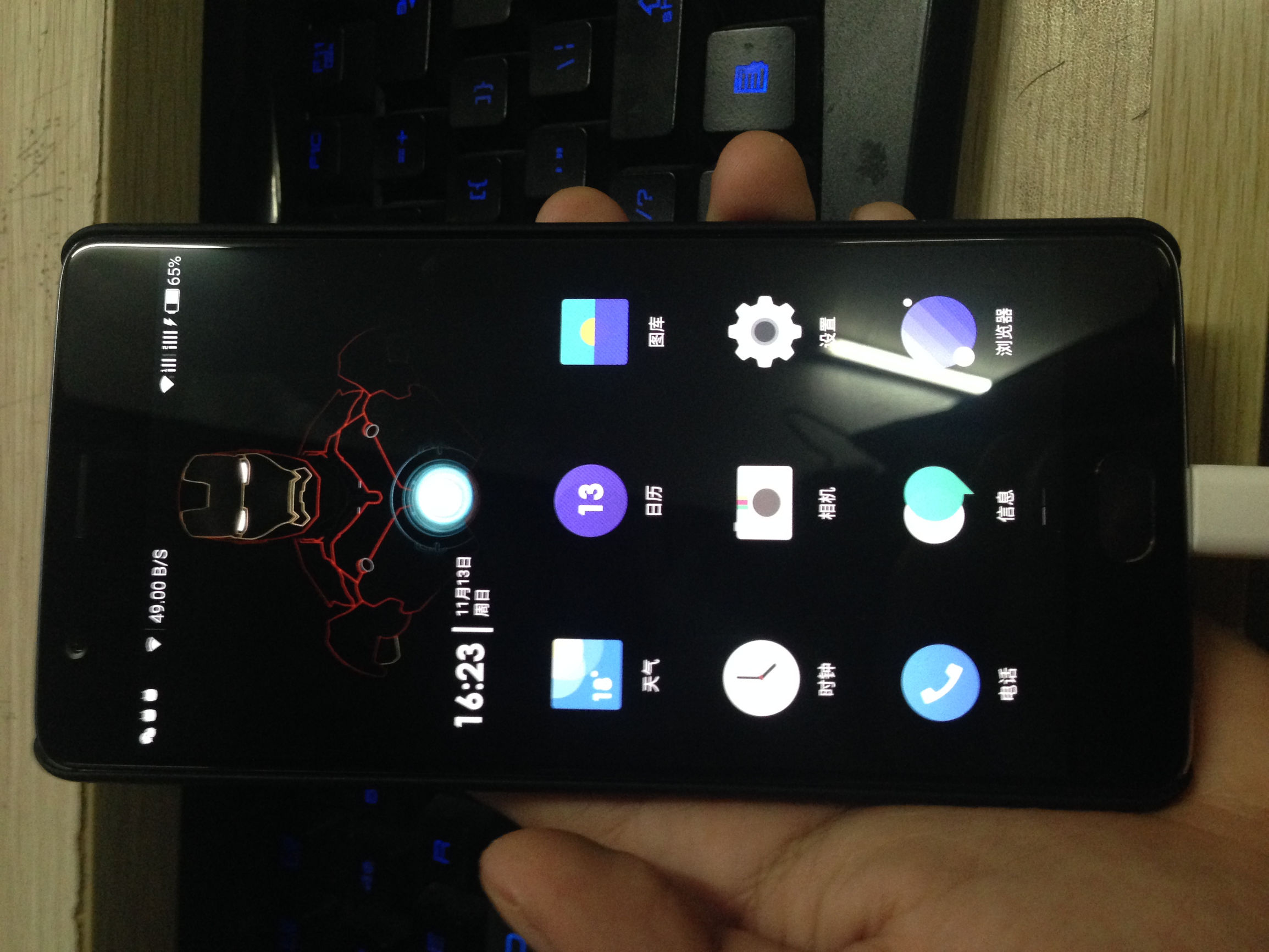 手机a屏和lcd屏哪个好,a屏到底是什么