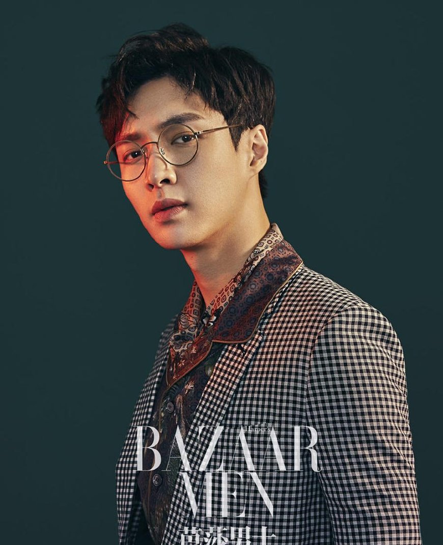 当红小鲜肉们的逆天杂志封面,哪一个是你的最爱?