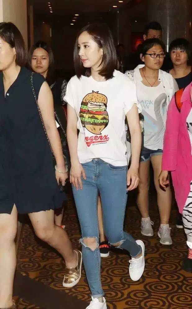 如今的带货女王杨幂,杨幂是如何成为带货女王的