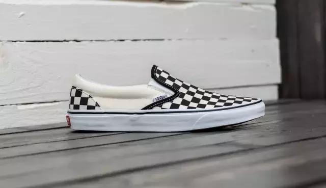 一双从20岁穿到30岁的鞋,一双能从22岁穿到27岁的鞋