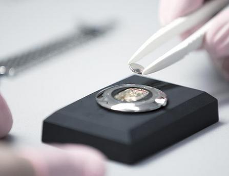 浪琴心月石英机芯怎么换电池,浪琴手表l47094电池价格