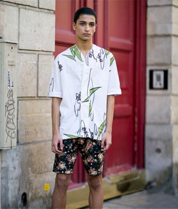 衬衫t恤男人这样穿才够帅气,男装印花短袖衬衫搭配