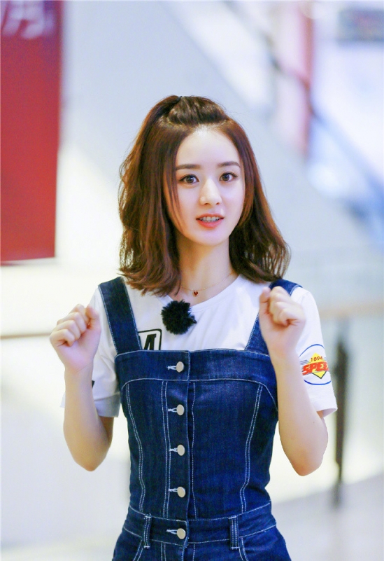 怎样把前头发扎好看,前面头发蓬松是怎么做到的