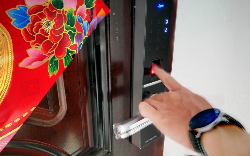 智能指纹锁没电了也不要慌,智能指纹锁没电了该怎么办