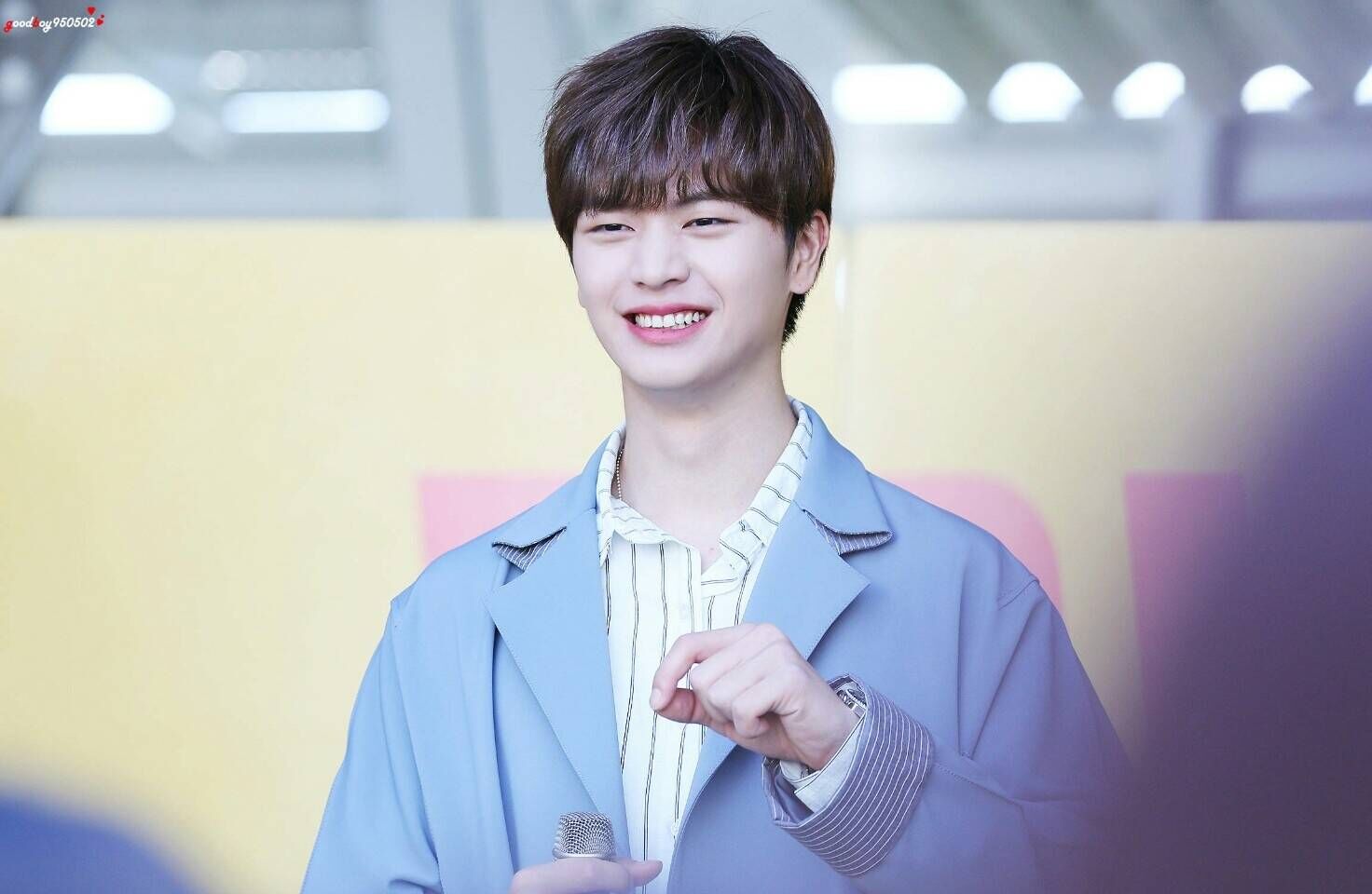 明明靠颜值他偏要靠才华,明明可以靠颜值可他偏要靠才华