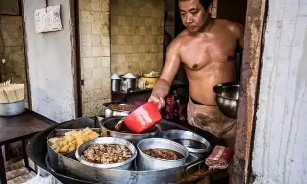 武汉附近小众旅游城市美食,武汉的著名风景和小吃