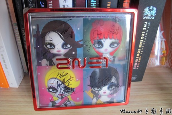 这个年代谁还买投影仪,现在有人买cd专辑吗