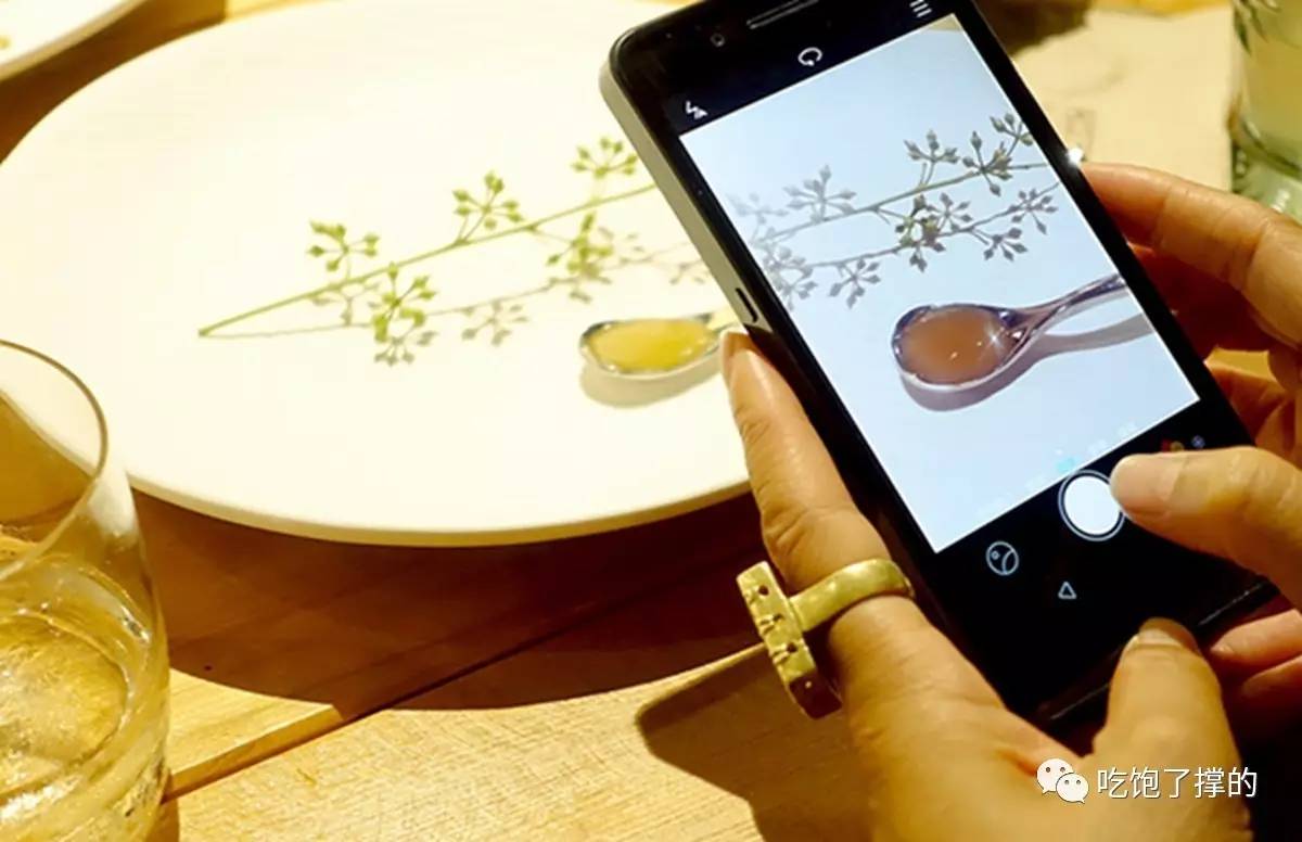 味道充满口腔,味道在舌尖绽放的句子