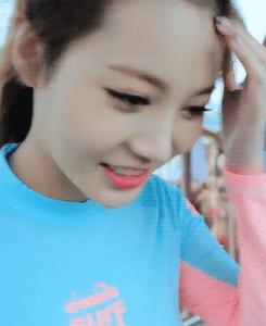 怎么样无情的拒绝一位美女的拥抱,HA845