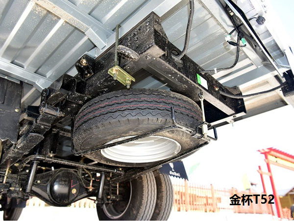 金杯t50对比长安跨越王,金杯小卡单排t52