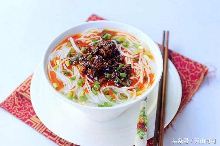 剩了饺子菜怎么吃,剩下来饺子馅怎么吃