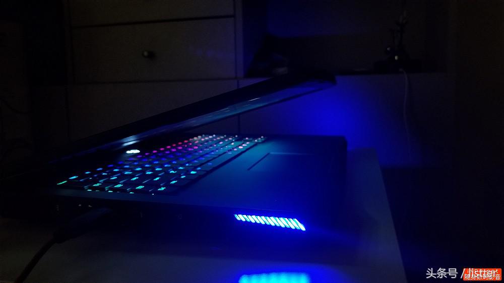 标配机械键盘的游戏本,自带机械键盘游戏本推荐