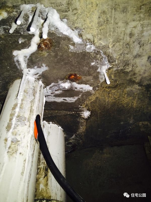 屋顶漏水修补方法全部,屋顶漏水修补最简单办法