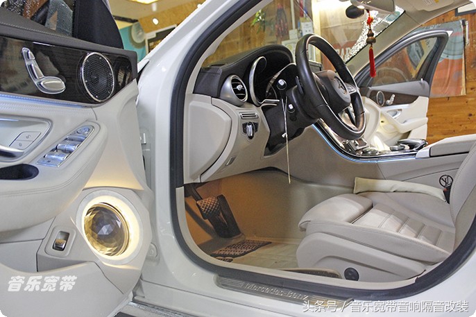 新款奔驰c级改装包围套件,2022奔驰c级音响改装方案