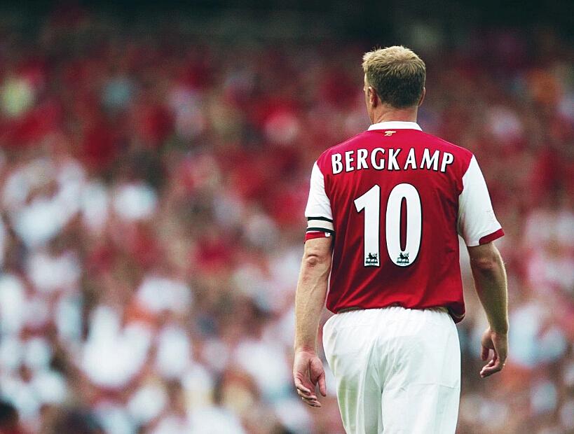 实况足球丹尼斯博格坎普毕业吗,冰王子丹尼斯博格坎普