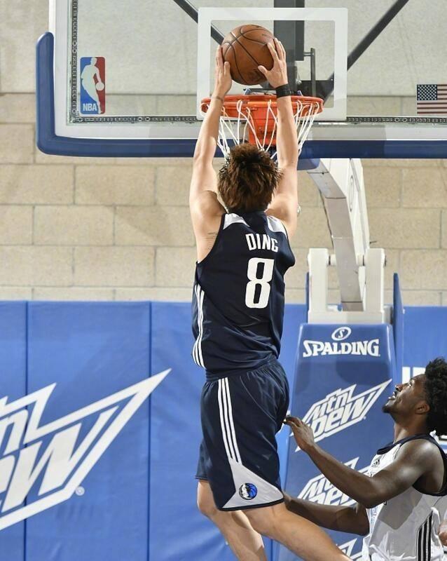 丁彦雨航爆发集锦,丁彦雨航表现