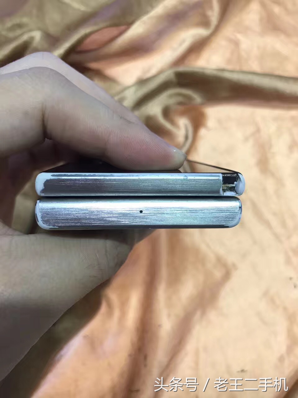 三星翻盖二手手机清仓处理便宜,二手三星手机值得入手吗