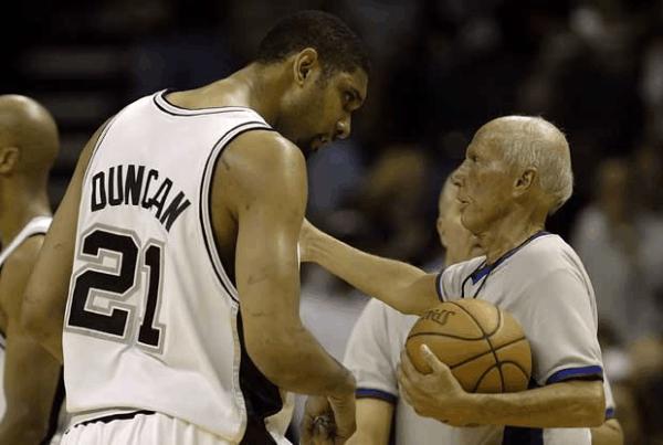 nba裁判看女生,nba裁判是真的在掌控比赛吗