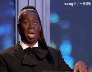 一个、两个非洲友人都晒中暑了，妈妈我要去巴伐利亚避暑