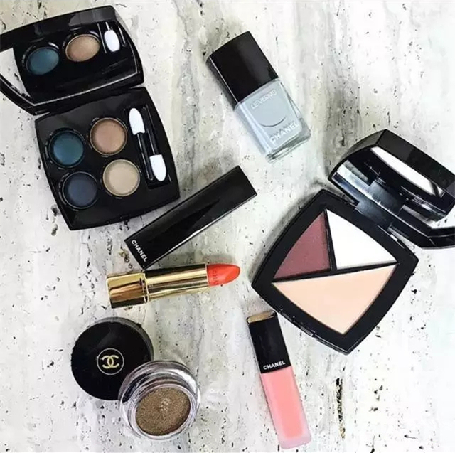 dior999哑光圣诞限量版的颜色,dior999金属版试色