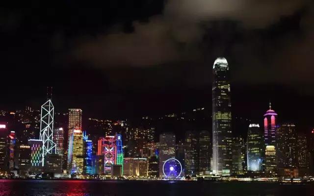 12月机票提前多少天订最便宜,每个星期哪天订机票最便宜