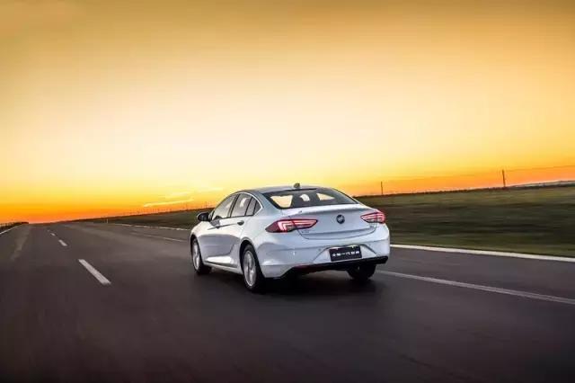 君威9at变速箱和君越是一样的吗,9at变速箱君威