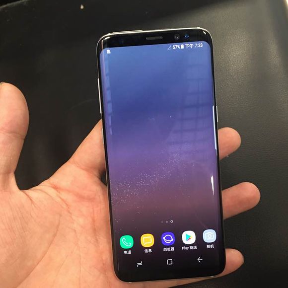 三星s8手感怎么那么好 (现在用三星s8过时吗)