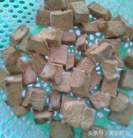 自制红油凉拌菜料,红油腐乳制作视频
