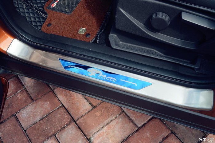 福特翼虎1.6两驱上路实测,新福特翼虎无尽之旅探索冬日秘境