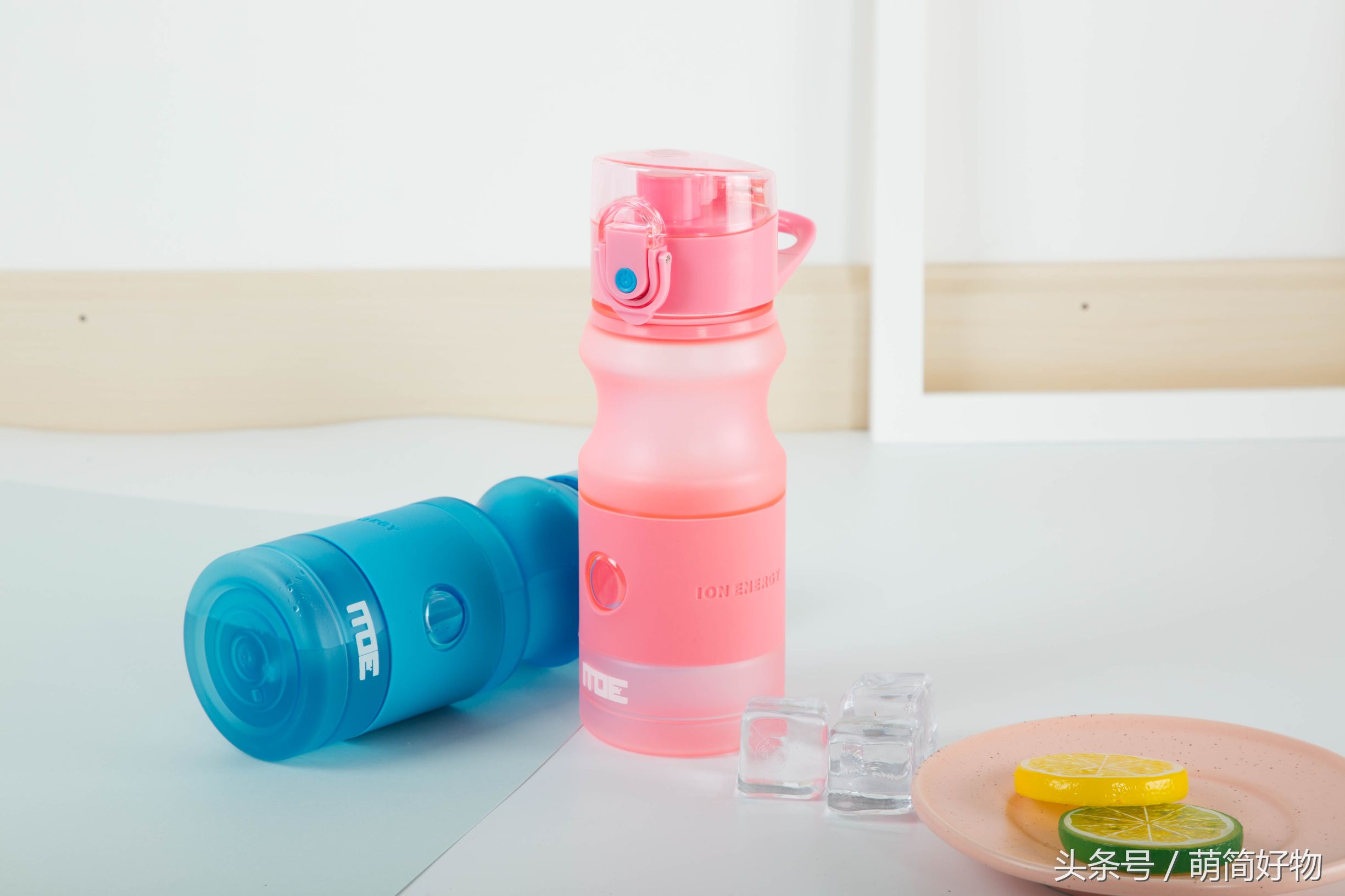 怎么清理杯子保温杯外面的茶污渍,如何清理有茶叶汁的杯子污渍妙招