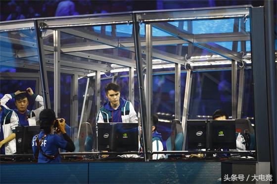 ti7闃靛,ti7nb鎴橀槦