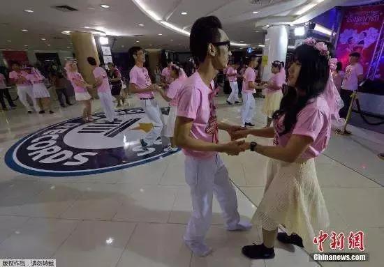 这是一场玩到“死”的马拉松，你敢参加么？