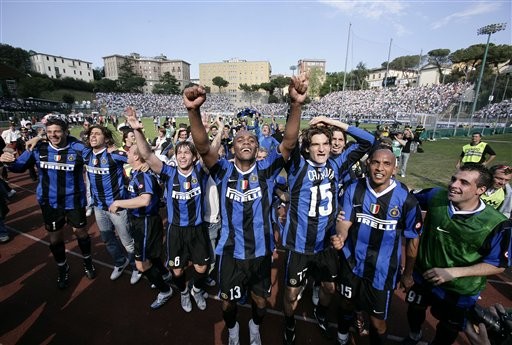 伊布11年,2011年伊布夺冠视频