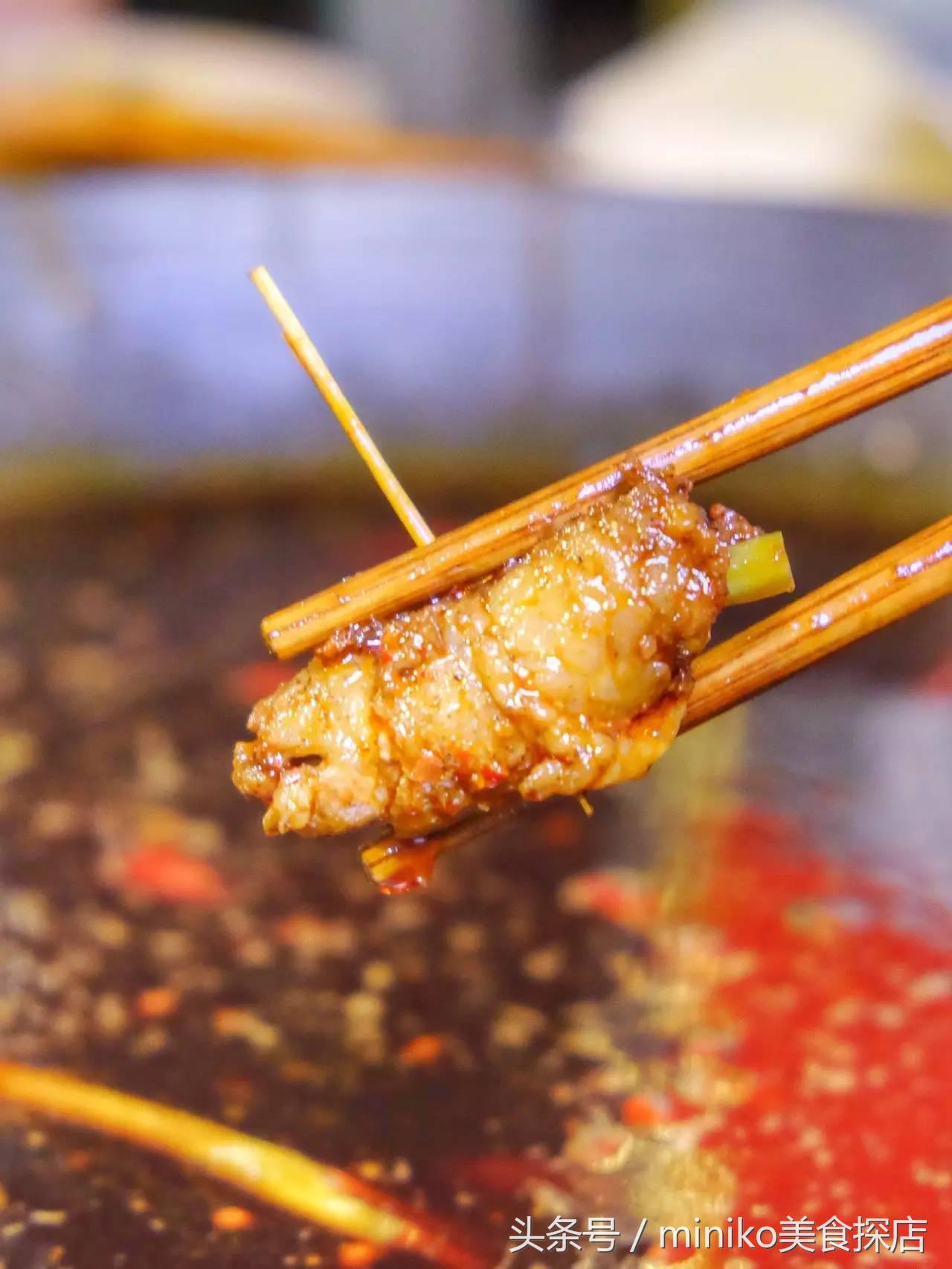 只卖红锅的火锅,只卖红汤的火锅