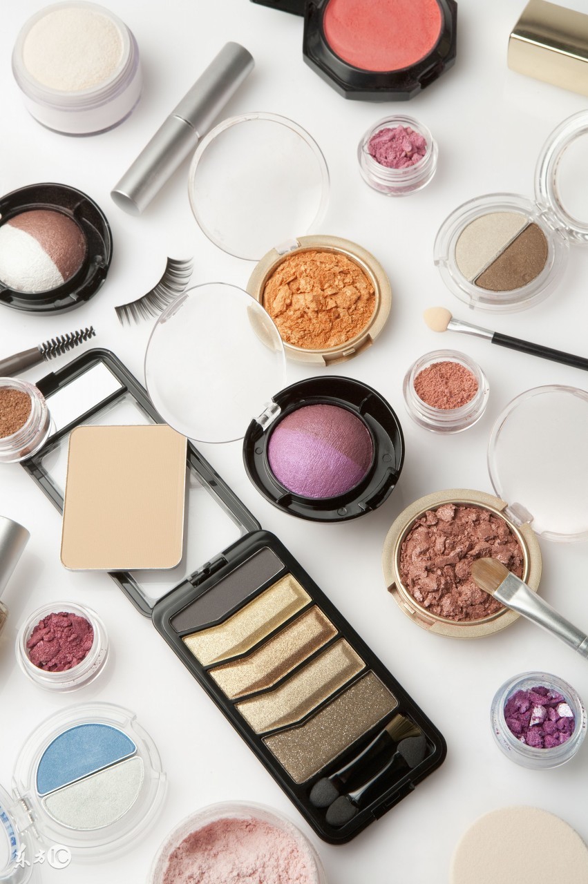 化妆品开封后使用时间图 (化妆品开封要怎么保存才可以用)