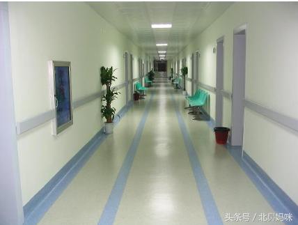 孕妇35周羊水破了医生让打催生针,孕妇孕36周羊水破了怎么办